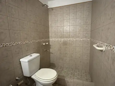 Departamento tipo casa en alquiler en Centro