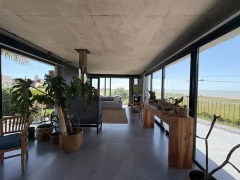 Corbeta Uruguay 9400