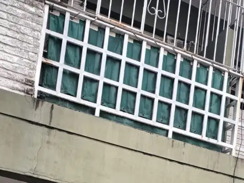 MONOAMBIENTE CON BALCON, BAÑO Y COCINA