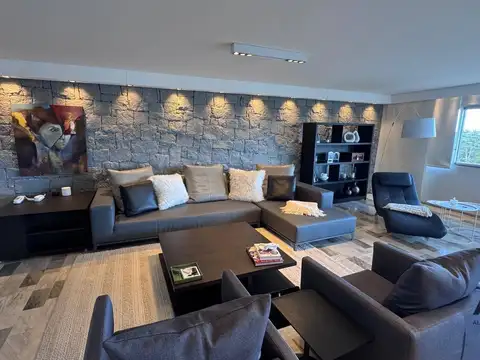 Apartamento en venta c/ cochera en Roosevelt