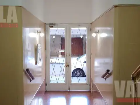 CARACAS  al 300 Planta baja c/Patio Departamento en Venta Monoambiente en FloresPlantaBaja Bajas expensas! u$s 57.000