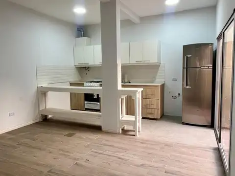 Depto Tipo Casa 4 ambientes con 1 baño