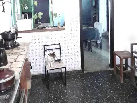 Crisologo Larralde (Ex Aguero) y Chascomús 994 900