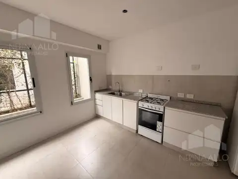 Depto Tipo Casa en Venta con 1 cocheras