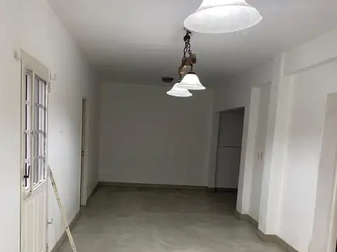 Casa en Alquiler en San Antonio de Padua, USD 1.000