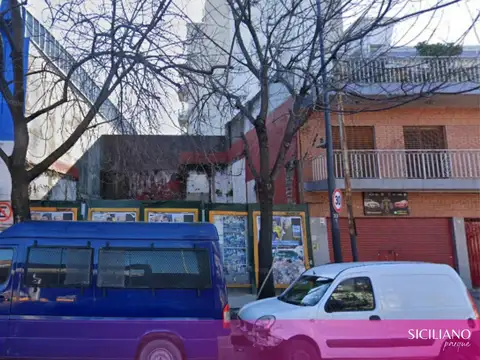 Terreno en Venta 8  mts Fondo
