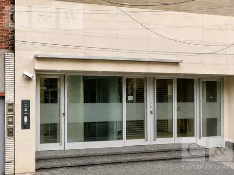 Lacarra al 1600 | Local en venta | Gerli, Avellaneda