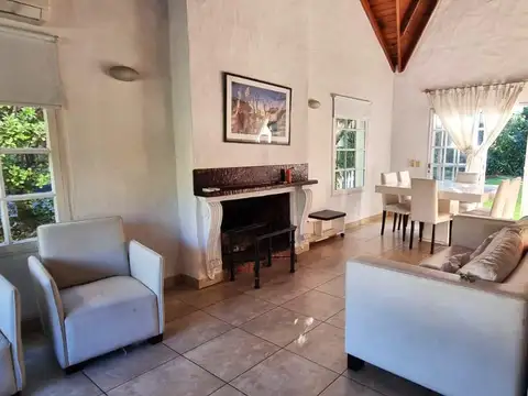 Casa en  Venta 4 ambientes en Campo Chico Country Club