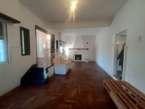 Depto Tipo Casa en Alquiler de Monoambiente