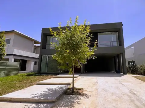 Barrio Carpinchos, Nordelta 100