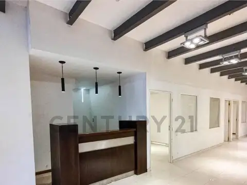 Avenida Cerri 700, Piso 0