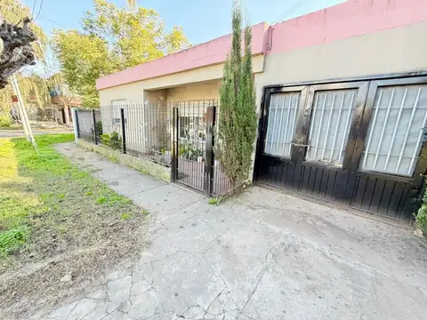 VENTA CASA 3 AMBIENTES EN ITUZAINGO