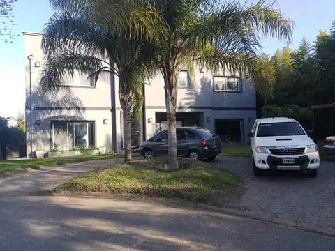 Barrio Cerrado La Montura, Av. Patricias Argentinas 3593