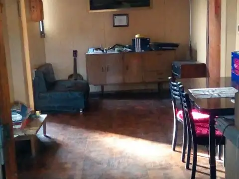 Av. Hipolito Yrygoyen 700, Piso 2