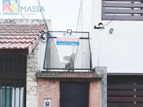 EN VENTA  Casa Interna de 2 Dormitorios, 2 plantas! en PH.