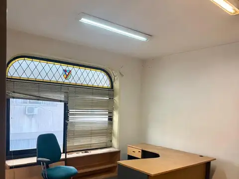 Oficina en venta en Tribunales
