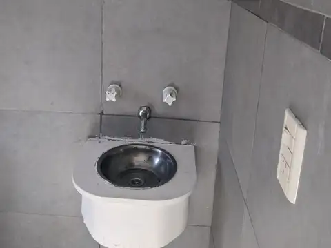 Departamento en Alquiler en Parque Patricios, $ 280.000