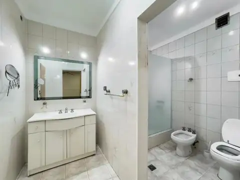 Depto Tipo Casa en Venta en Pompeya, USD 114.900