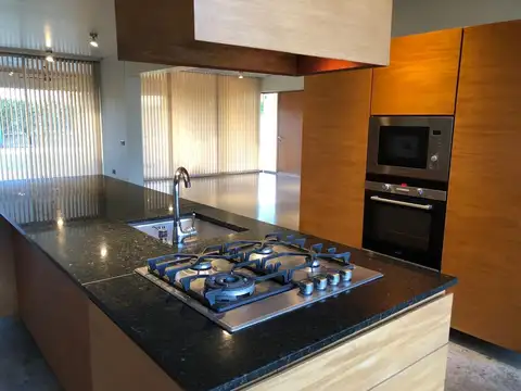 Casa en Alquiler A Estrenar