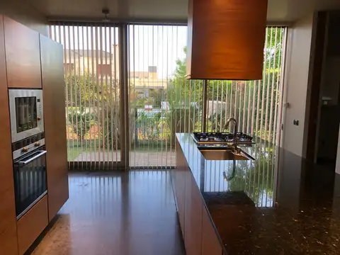 Casa en Alquiler de 3 dormitorios