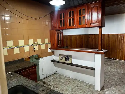 Depto Tipo Casa en Alquiler de 3 ambientes