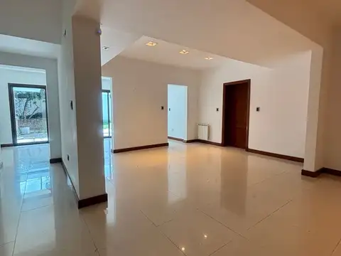 Casa en Alquiler 16 años