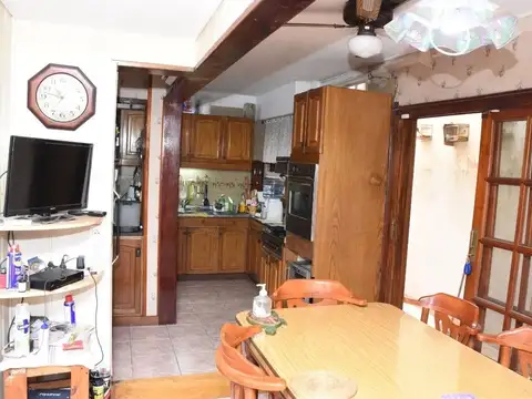 Casa 5 ambientes con 3 baños