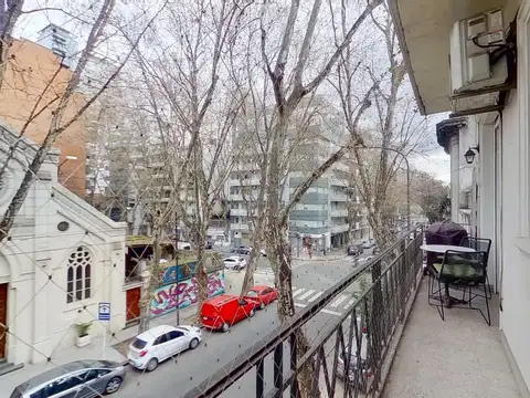 Departamento en 3AMB con Balcon al frente en Palermo Soho