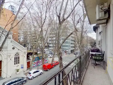 Departamento en 3AMB con Balcon al frente en Palermo Soho