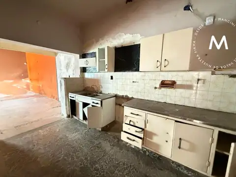 Depto Tipo Casa en Venta en Jose Leon Suarez, USD 55.000