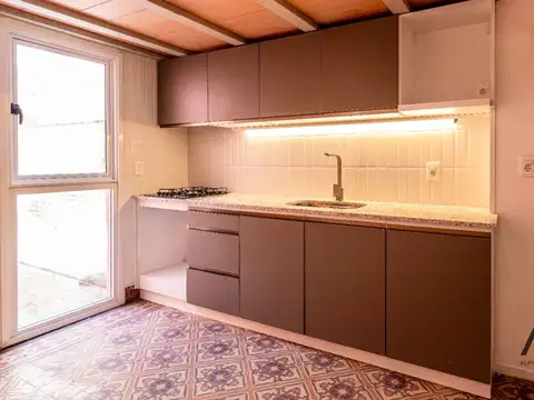 Enrriqueta Compte Enrrique esq. Gral.