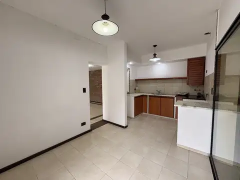 Imperdible! Chalet en venta a metros del rio.
