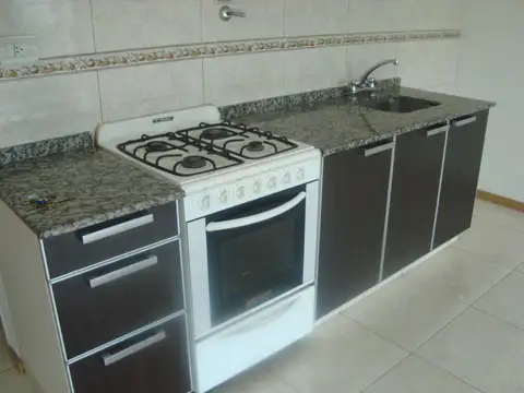 Departamento en Alquiler con 1 cochera
