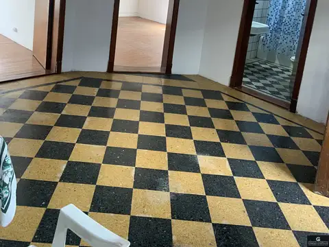 Depto Tipo Casa en Venta de 4 ambientes