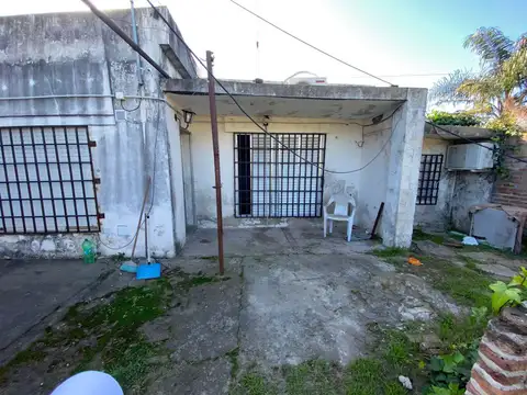 Venta | Casa | 2 Dormitorios | Interna | Fray Luis Beltran | Apta crédito