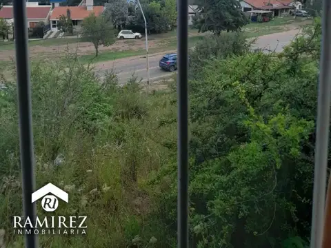 CASA CON HERMOSA VISTA EN VILLA DEL DIQUE