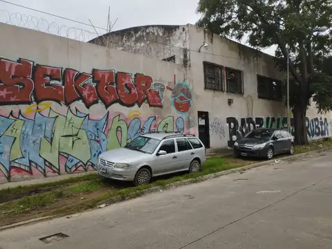 Galpón en venta en Jose Leon Suarez