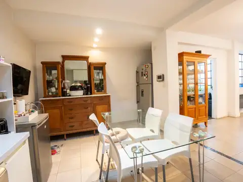 RAMALLO AL 1700 - PH RECICLADO IMPECABLE 4 AMB JARDIN Y TZA