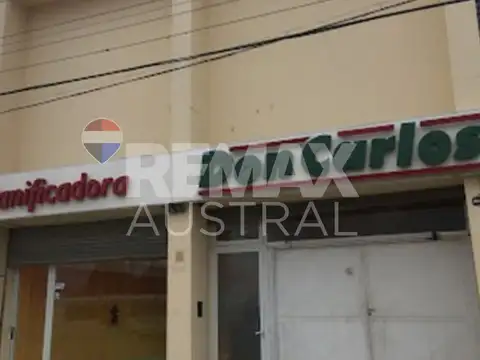 2 LOCALES EN AVENIDA