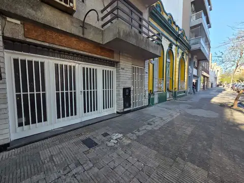 Local en Alquiler 40 años