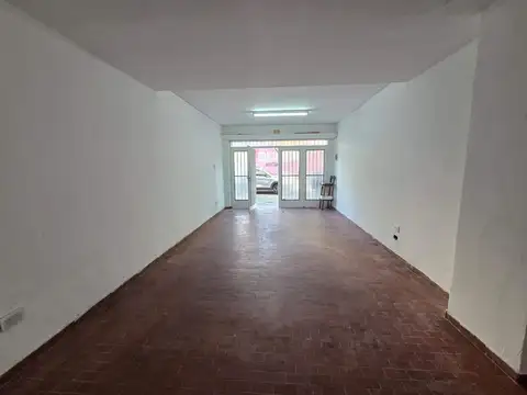 Local en Alquiler en Abasto, $ 350.000
