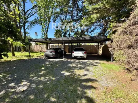 Casa 10 ambientes con 5 baños