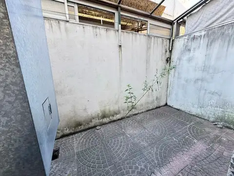 Depto Tipo Casa en Venta en Morón Sur, USD 52.000