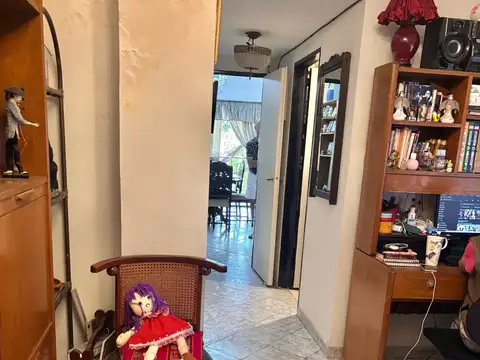 Depto Tipo Casa en Venta en Flores, USD 85.000