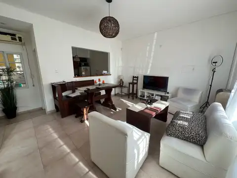 Depto Tipo Casa en Venta de 4 ambientes