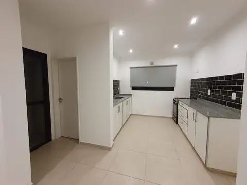 Casa en Alquiler en La Cañada de Pilar - Los Robles, USD 1.250