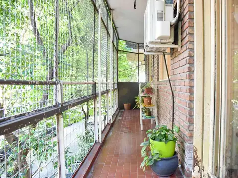 CONSULTORIO VENTA COLEGIALES 4 AMBIENTES BALCON