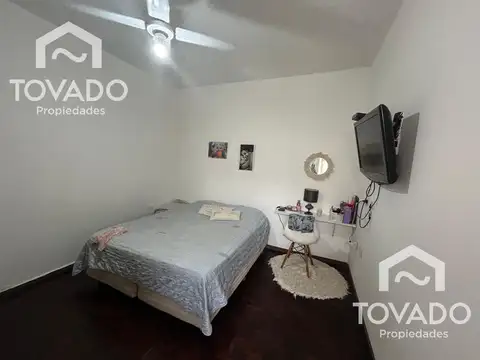Depto Tipo Casa en Venta 40 años
