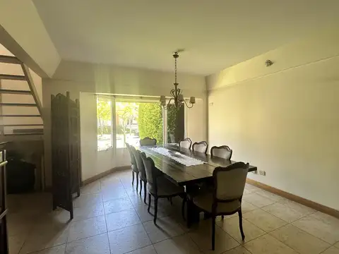 Casa venta Barrio El Jacarandá, 5 amb, Rincón de Milberg, Tigre