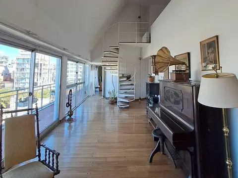 Departamento en Venta de 6 ambientes